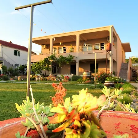 Beachfront * ريتنا